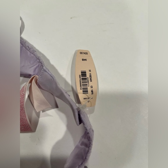 New! VICTORIAS Secret Sheer Purple Lace bra size 34B Discoloration On One Stripe - Picture 3 of 5